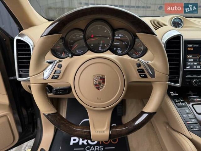 Порше Каен 2013 в Киеве на Automoto.ua Коричневый Порше Каен, объемом двигателя 3 л и пробегом 178 тыс. км за 23800 $, фото 39 на Automoto.ua