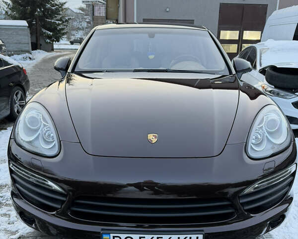 Коричневий Порше Cayenne, об'ємом двигуна 4.81 л та пробігом 170 тис. км за 21000 $, фото 3 на Automoto.ua