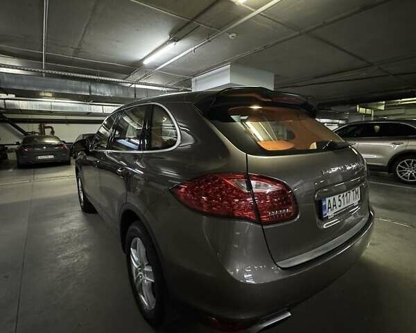 Коричневый Порше Каен, объемом двигателя 3.6 л и пробегом 130 тыс. км за 21000 $, фото 19 на Automoto.ua