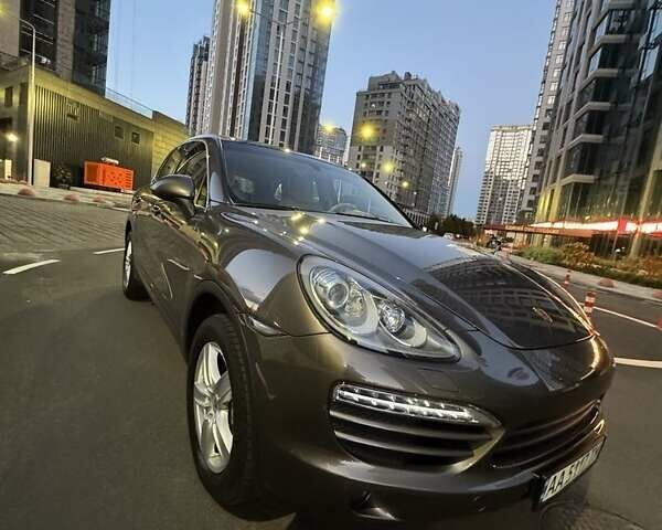 Коричневый Порше Каен, объемом двигателя 3.6 л и пробегом 130 тыс. км за 21000 $, фото 23 на Automoto.ua