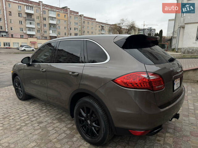 Коричневый Порше Каен, объемом двигателя 3 л и пробегом 178 тыс. км за 21000 $, фото 4 на Automoto.ua