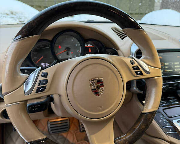 Коричневий Порше Cayenne, об'ємом двигуна 4.81 л та пробігом 170 тис. км за 21000 $, фото 9 на Automoto.ua