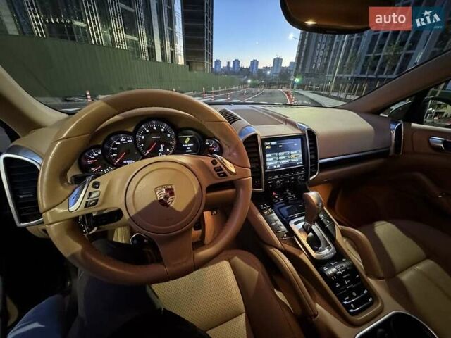 Коричневый Порше Каен, объемом двигателя 3.6 л и пробегом 130 тыс. км за 21000 $, фото 6 на Automoto.ua