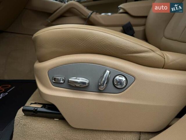 Порше Каен 2013 в Киеве на Automoto.ua Коричневый Порше Каен, объемом двигателя 3 л и пробегом 178 тыс. км за 23800 $, фото 19 на Automoto.ua