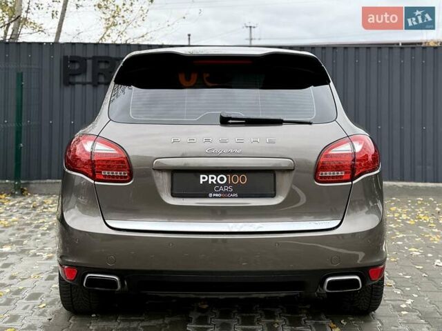 Порше Каен 2013 в Киеве на Automoto.ua Коричневый Порше Каен, объемом двигателя 3 л и пробегом 178 тыс. км за 23800 $, фото 11 на Automoto.ua