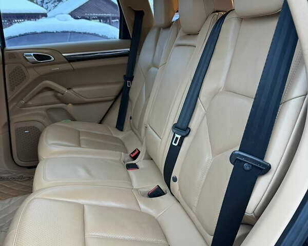 Коричневий Порше Cayenne, об'ємом двигуна 4.81 л та пробігом 170 тис. км за 21000 $, фото 14 на Automoto.ua