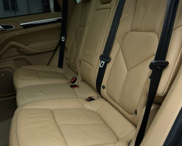 Коричневый Порше Каен, объемом двигателя 3 л и пробегом 178 тыс. км за 21000 $, фото 38 на Automoto.ua