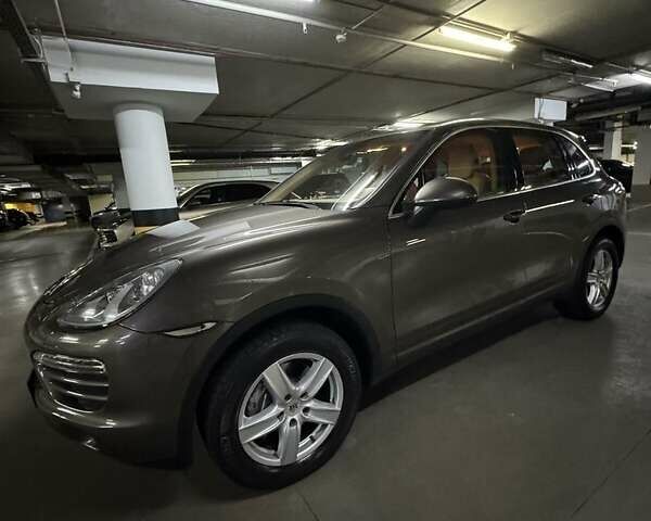 Коричневый Порше Каен, объемом двигателя 3.6 л и пробегом 130 тыс. км за 21000 $, фото 20 на Automoto.ua