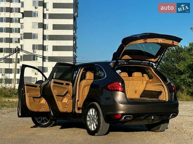 Коричневий Порше Cayenne, об'ємом двигуна 3.6 л та пробігом 131 тис. км за 15500 $, фото 5 на Automoto.ua