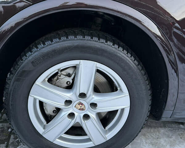 Коричневий Порше Cayenne, об'ємом двигуна 4.81 л та пробігом 170 тис. км за 21000 $, фото 7 на Automoto.ua