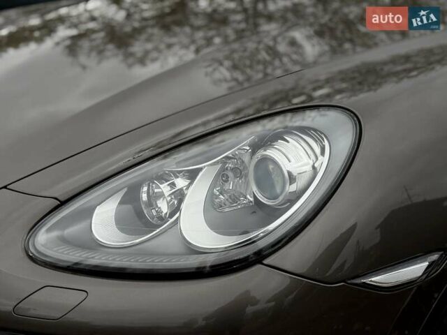 Порше Каен 2013 в Киеве на Automoto.ua Коричневый Порше Каен, объемом двигателя 3 л и пробегом 178 тыс. км за 23800 $, фото 14 на Automoto.ua