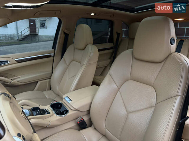 Коричневый Порше Каен, объемом двигателя 3 л и пробегом 178 тыс. км за 21000 $, фото 32 на Automoto.ua