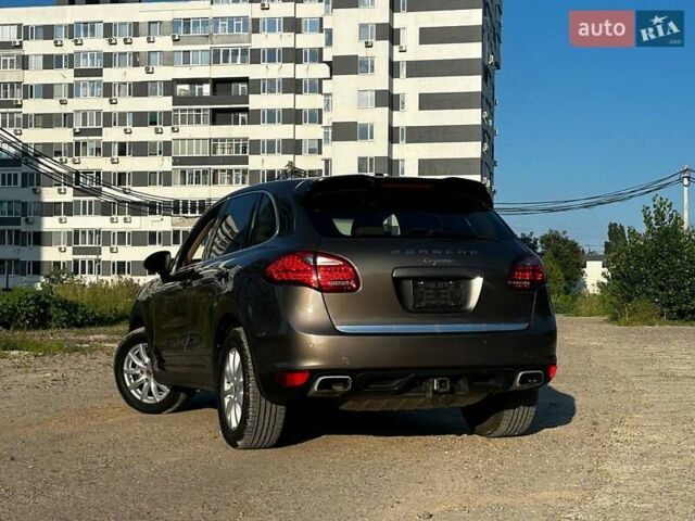 Коричневий Порше Cayenne, об'ємом двигуна 3.6 л та пробігом 131 тис. км за 15500 $, фото 2 на Automoto.ua