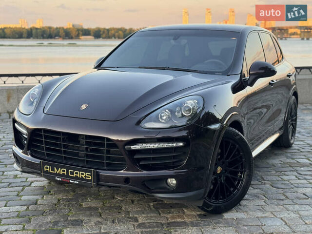 Коричневый Порше Каен, объемом двигателя 4.8 л и пробегом 140 тыс. км за 18500 $, фото 2 на Automoto.ua