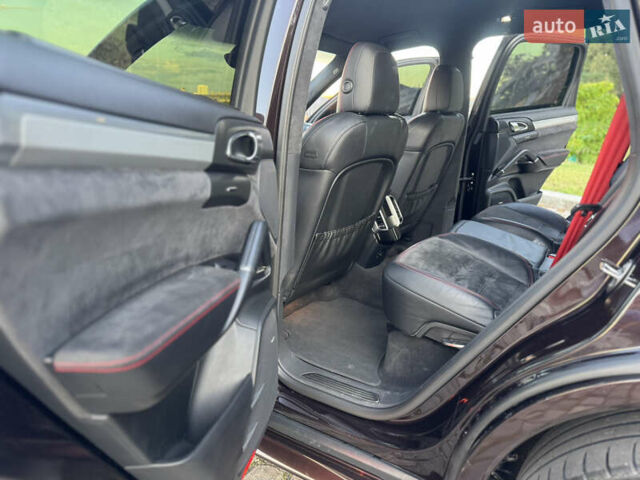 Коричневый Порше Каен, объемом двигателя 4.8 л и пробегом 140 тыс. км за 18500 $, фото 42 на Automoto.ua