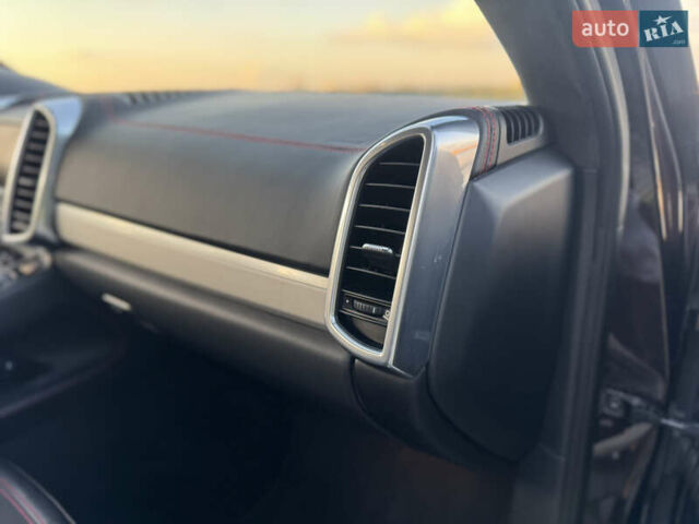 Коричневый Порше Каен, объемом двигателя 4.8 л и пробегом 140 тыс. км за 18500 $, фото 62 на Automoto.ua