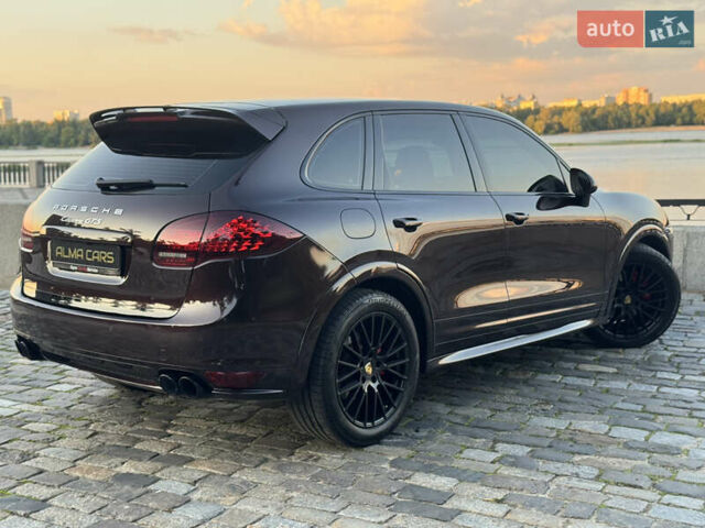 Коричневый Порше Каен, объемом двигателя 4.8 л и пробегом 140 тыс. км за 18500 $, фото 16 на Automoto.ua