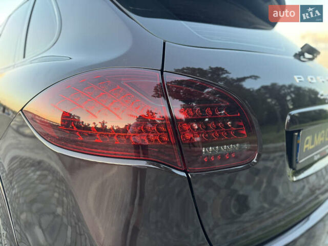 Коричневый Порше Каен, объемом двигателя 4.8 л и пробегом 140 тыс. км за 18500 $, фото 23 на Automoto.ua