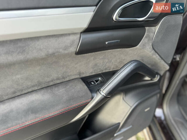 Коричневый Порше Каен, объемом двигателя 4.8 л и пробегом 140 тыс. км за 18500 $, фото 46 на Automoto.ua