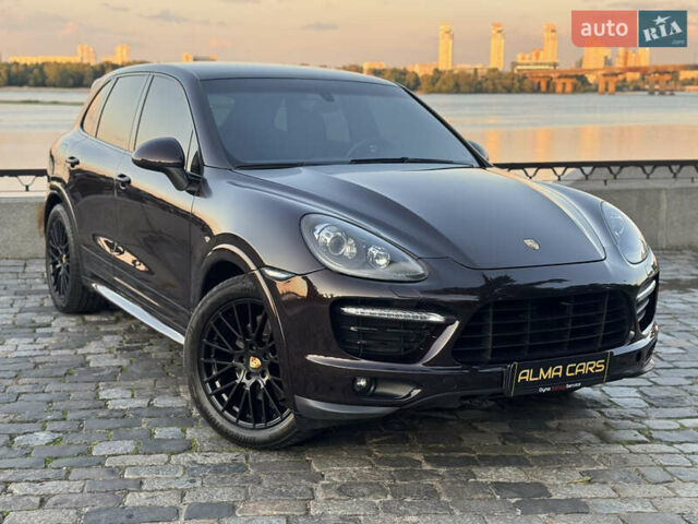 Коричневый Порше Каен, объемом двигателя 4.8 л и пробегом 140 тыс. км за 18500 $, фото 6 на Automoto.ua