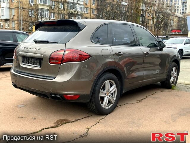 Коричневый Порше Каен, объемом двигателя 3 л и пробегом 180 тыс. км за 22700 $, фото 5 на Automoto.ua