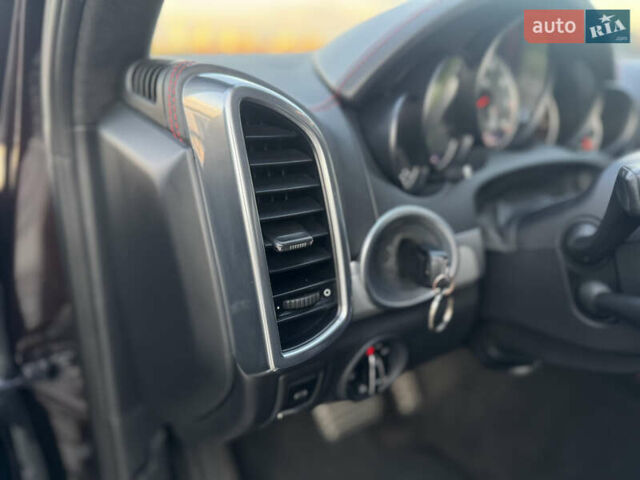 Коричневый Порше Каен, объемом двигателя 4.8 л и пробегом 140 тыс. км за 18500 $, фото 36 на Automoto.ua