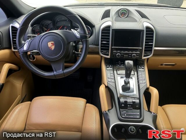 Коричневый Порше Каен, объемом двигателя 3 л и пробегом 180 тыс. км за 22700 $, фото 8 на Automoto.ua