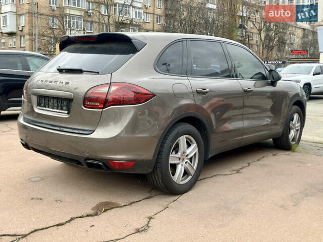Коричневый Порше Каен, объемом двигателя 2.97 л и пробегом 180 тыс. км за 21500 $, фото 5 на Automoto.ua