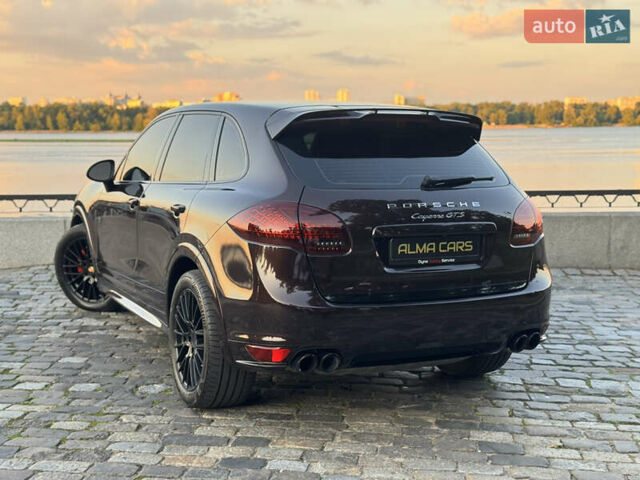 Коричневый Порше Каен, объемом двигателя 4.8 л и пробегом 140 тыс. км за 18500 $, фото 20 на Automoto.ua
