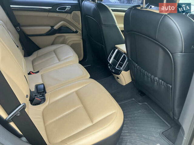 Коричневий Порше Cayenne, об'ємом двигуна 3 л та пробігом 177 тис. км за 22777 $, фото 10 на Automoto.ua