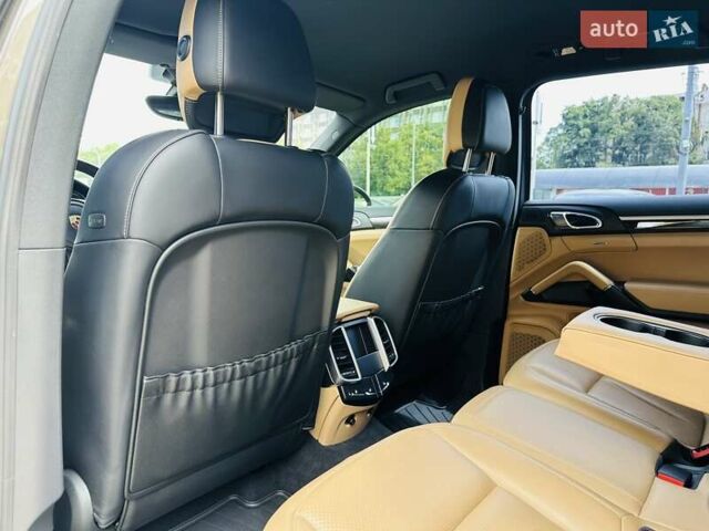Коричневый Порше Каен, объемом двигателя 3 л и пробегом 180 тыс. км за 26900 $, фото 24 на Automoto.ua