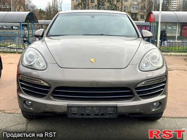 Коричневый Порше Каен, объемом двигателя 3 л и пробегом 180 тыс. км за 22700 $, фото 1 на Automoto.ua