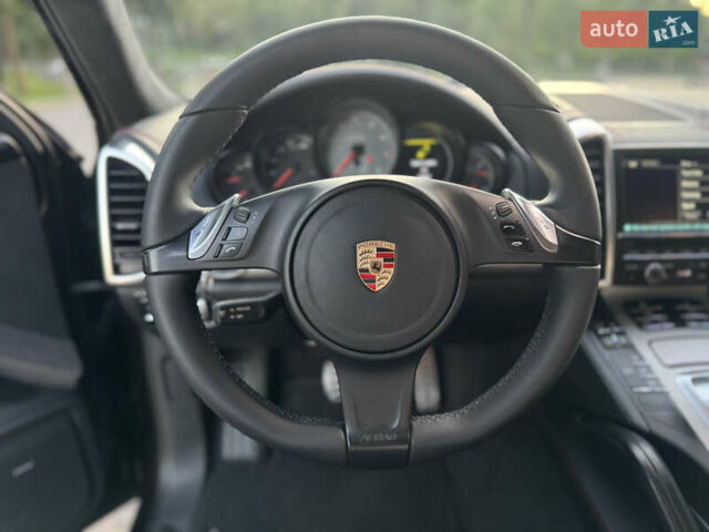 Коричневый Порше Каен, объемом двигателя 4.8 л и пробегом 140 тыс. км за 18500 $, фото 37 на Automoto.ua