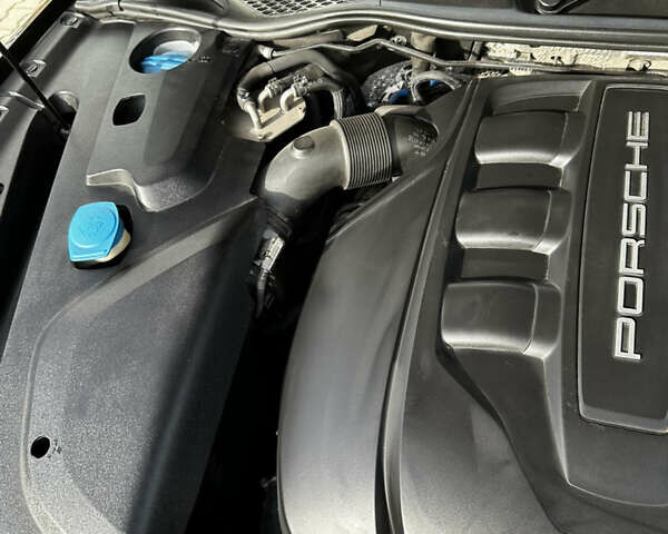 Коричневый Порше Каен, объемом двигателя 2.97 л и пробегом 141 тыс. км за 49900 $, фото 16 на Automoto.ua