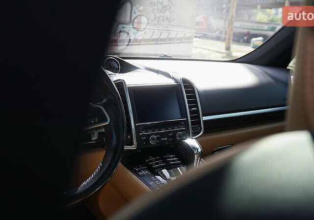 Порше Каен 2015 в Днепре (Днепропетровске) на Automoto.ua Коричневый Порше Каен, объемом двигателя 3.6 л и пробегом 112 тыс. км за 32000 $, фото 35 на Automoto.ua