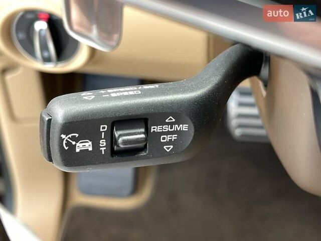 Коричневий Порше Cayenne, об'ємом двигуна 4.13 л та пробігом 58 тис. км за 59999 $, фото 41 на Automoto.ua