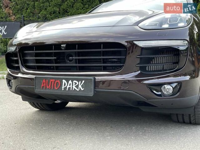 Коричневий Порше Cayenne, об'ємом двигуна 4.13 л та пробігом 58 тис. км за 59999 $, фото 11 на Automoto.ua