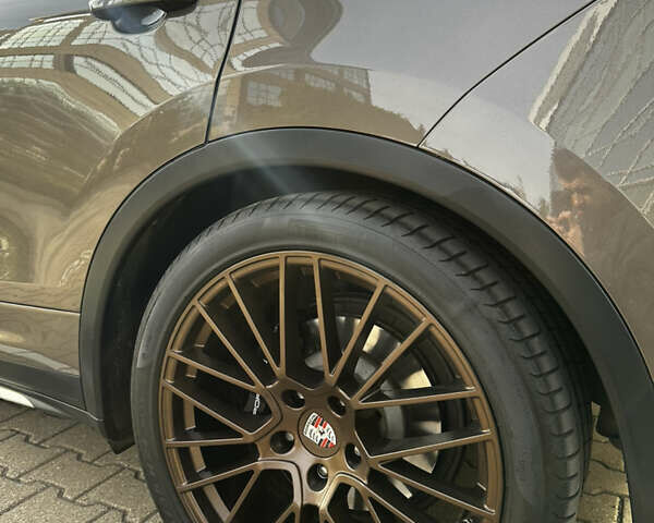 Коричневый Порше Каен, объемом двигателя 2.97 л и пробегом 141 тыс. км за 49900 $, фото 10 на Automoto.ua