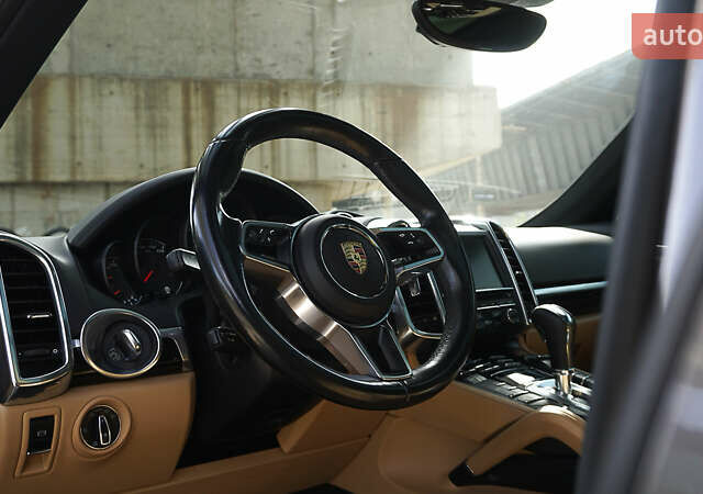 Порше Каен 2015 в Днепре (Днепропетровске) на Automoto.ua Коричневый Порше Каен, объемом двигателя 3.6 л и пробегом 112 тыс. км за 32000 $, фото 24 на Automoto.ua