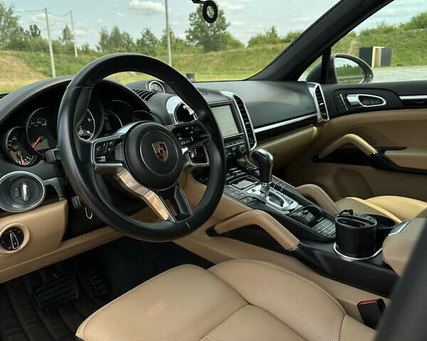 Коричневый Порше Каен, объемом двигателя 2.97 л и пробегом 130 тыс. км за 45000 $, фото 10 на Automoto.ua