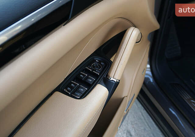 Порше Каен 2015 в Днепре (Днепропетровске) на Automoto.ua Коричневый Порше Каен, объемом двигателя 3.6 л и пробегом 112 тыс. км за 32000 $, фото 30 на Automoto.ua