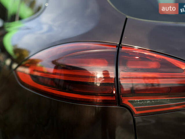 Коричневый Порше Каен, объемом двигателя 3.6 л и пробегом 146 тыс. км за 24900 $, фото 17 на Automoto.ua