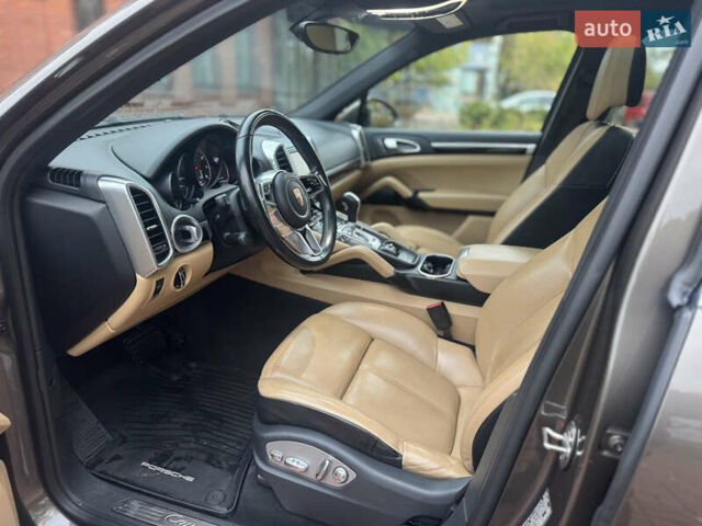 Коричневий Порше Cayenne, об'ємом двигуна 3.6 л та пробігом 136 тис. км за 29500 $, фото 10 на Automoto.ua