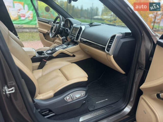 Коричневий Порше Cayenne, об'ємом двигуна 3.6 л та пробігом 136 тис. км за 29500 $, фото 28 на Automoto.ua