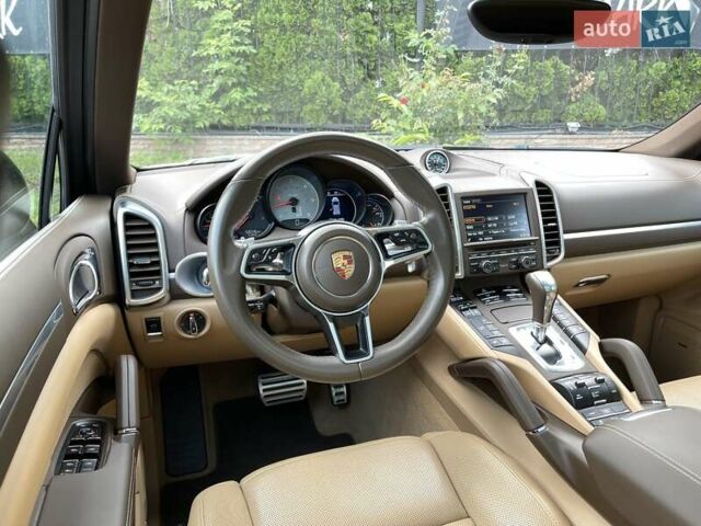 Коричневий Порше Cayenne, об'ємом двигуна 4.13 л та пробігом 58 тис. км за 59999 $, фото 1 на Automoto.ua