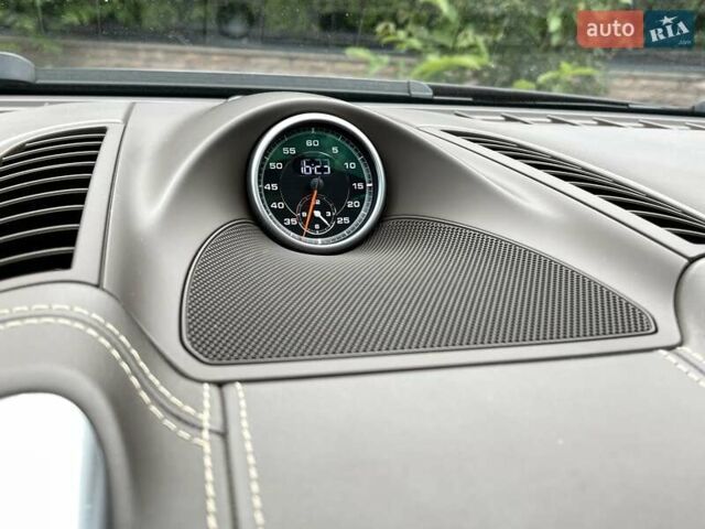 Коричневий Порше Cayenne, об'ємом двигуна 4.13 л та пробігом 58 тис. км за 59999 $, фото 39 на Automoto.ua