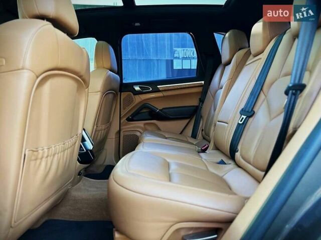 Коричневый Порше Каен, объемом двигателя 2.97 л и пробегом 175 тыс. км за 39900 $, фото 31 на Automoto.ua