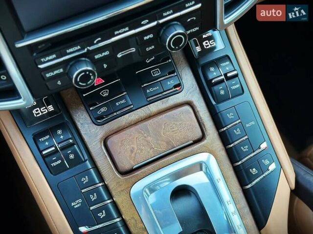 Коричневий Порше Cayenne, об'ємом двигуна 2.97 л та пробігом 175 тис. км за 36900 $, фото 38 на Automoto.ua