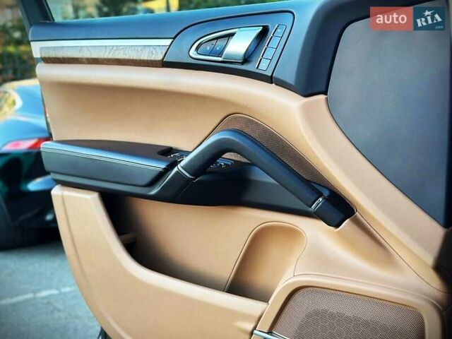 Коричневый Порше Каен, объемом двигателя 2.97 л и пробегом 175 тыс. км за 37999 $, фото 24 на Automoto.ua