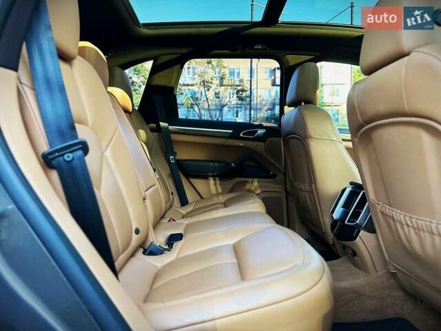 Коричневый Порше Каен, объемом двигателя 2.97 л и пробегом 175 тыс. км за 39900 $, фото 32 на Automoto.ua
